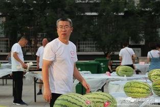 郑州大型吃瓜现场视频,全民围观，热闹非凡